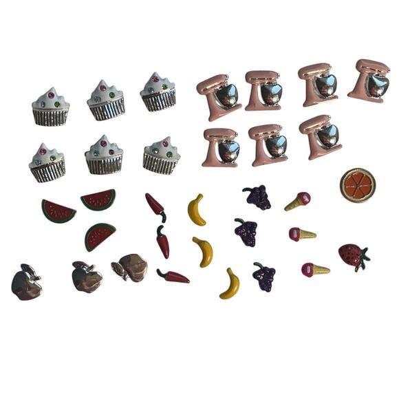 Lot of 30+ Pcs Floating Locket Silver Crafting Jewelry Charms Food Fruit Baking - Picture 4 of 5